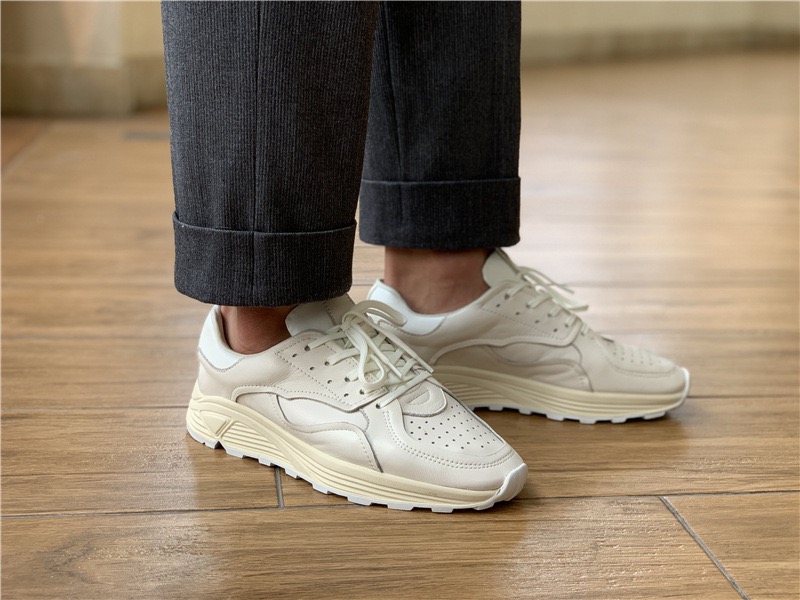 Mens Fashion Chinos - Sepatu Kasual Pria Sol Tebal Putih