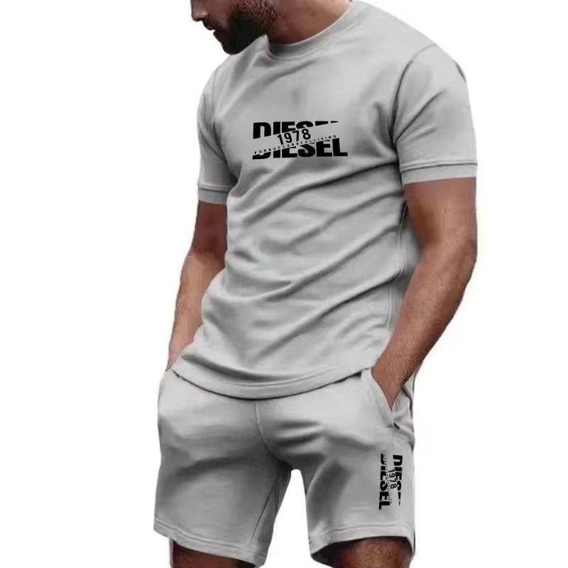 Setelan kaos dan celana pendek - Men'S Fashion For Summer 2026 ulasan dan harga
