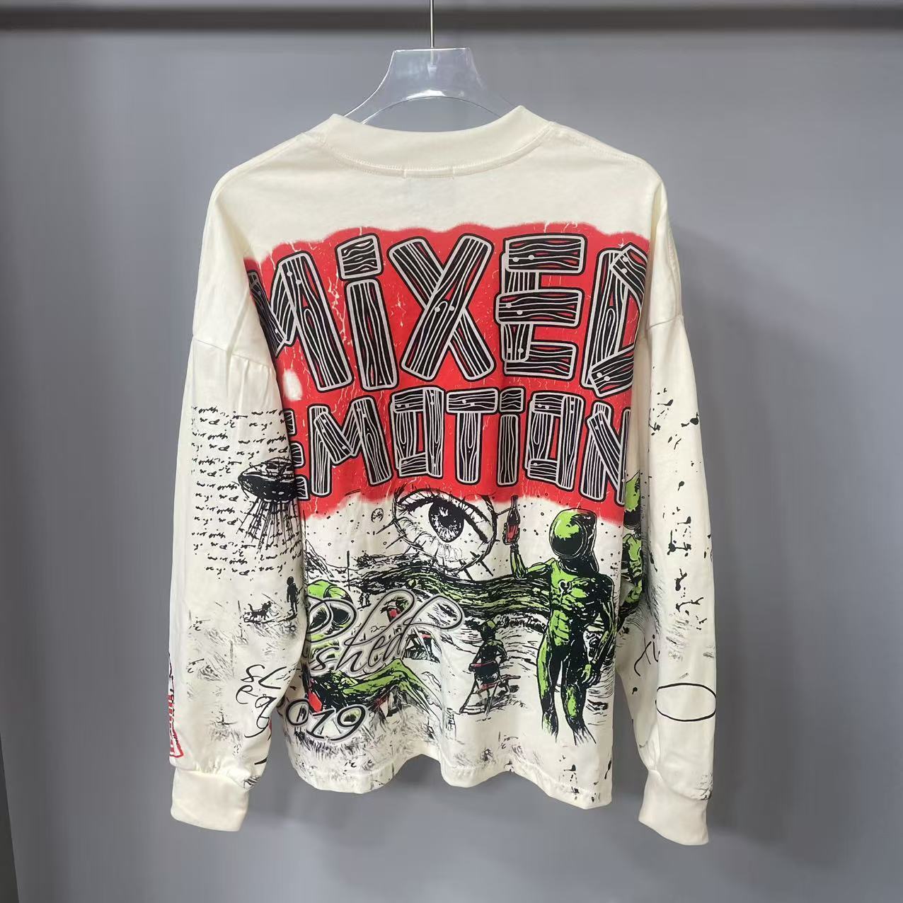 Kaos Lengan Panjang MIXED-EMOT - Streetwear Hoodie ulasan dan harga